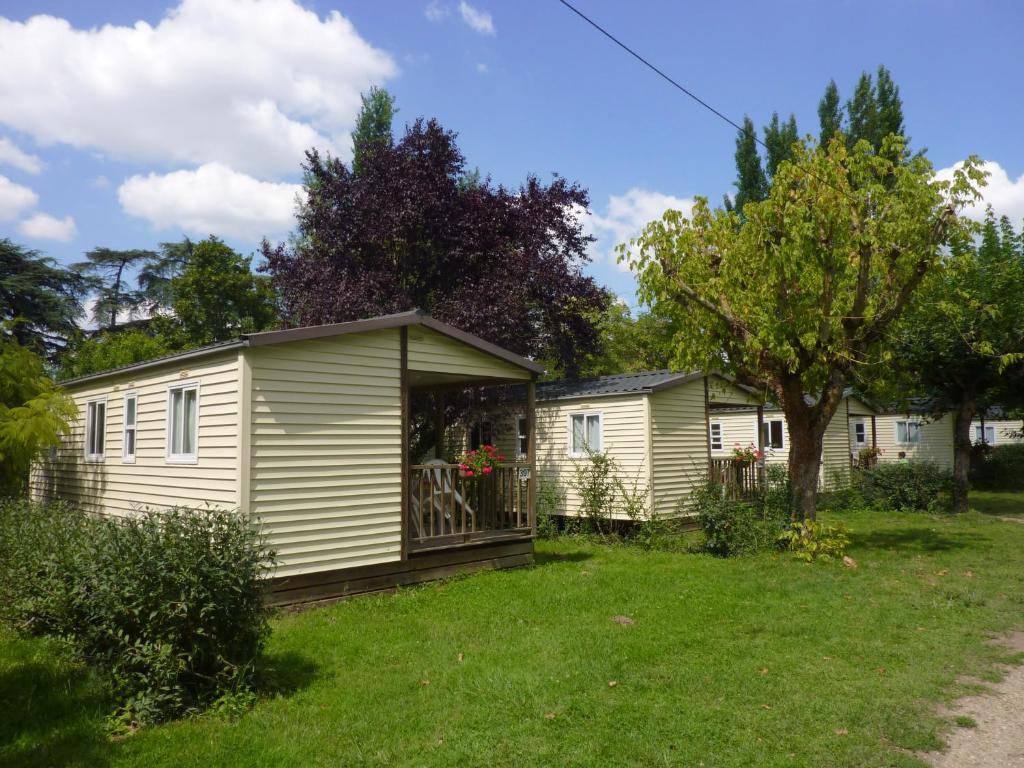 Camping Parc Du Chateau D'Allot Hotel Boé Kültér fotó